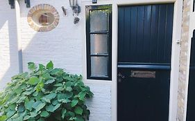 Uniek Vakantieverblijf Den Burg